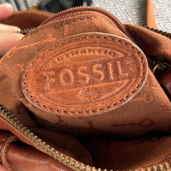 FOSSIL Genuine Leather Crossbody Bag Vintage VGUC - Picture 6 of 8